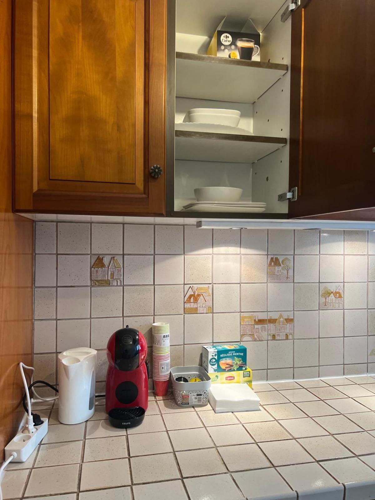 Champion Suites Sarcelles Eksteriør billede