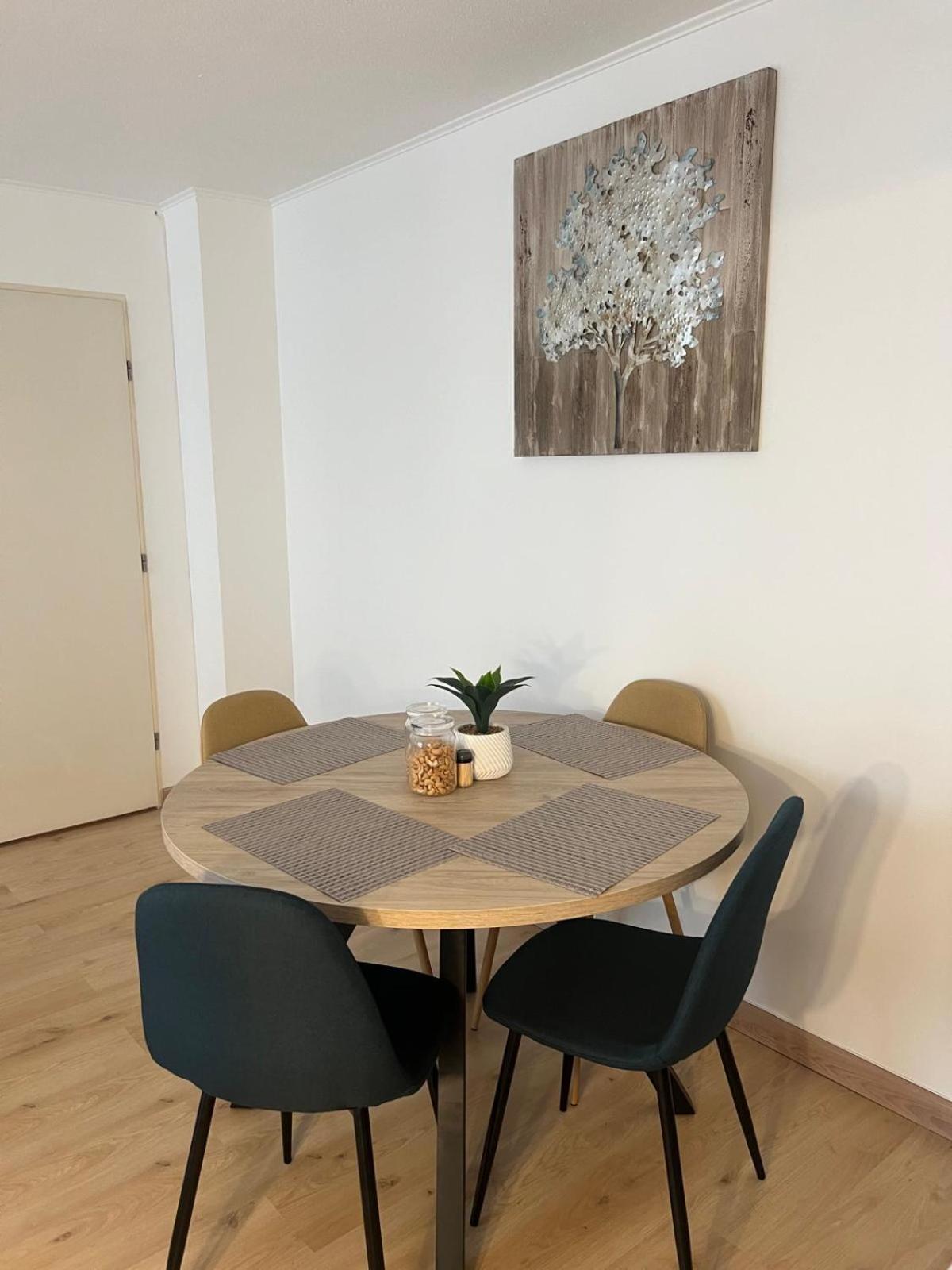 Champion Suites Sarcelles Eksteriør billede
